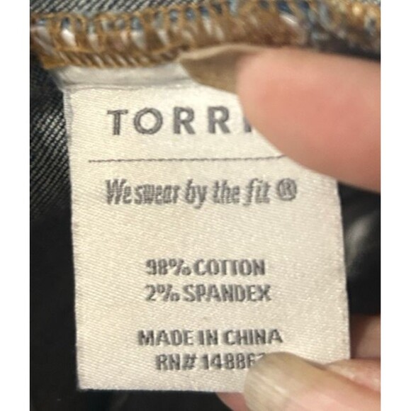 Torrid Denim Trucker Jean Jacket Womens Blue DIstressed Stretch Pockets Plus 00 - Picture 13 of 13